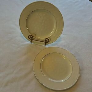 Martillo Pier 1 Imports Martillo Creme Brulee SET OF 2 DINNER Plates Hammered